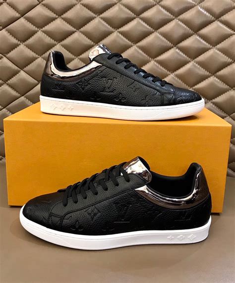 louis vuitton sneakers men black.